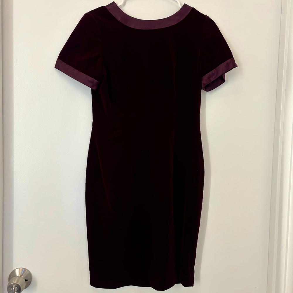 Vintage 90s Adrianna Papel Maroon Velvet Cocktail Sheath Dress Bow Size 4 Petite